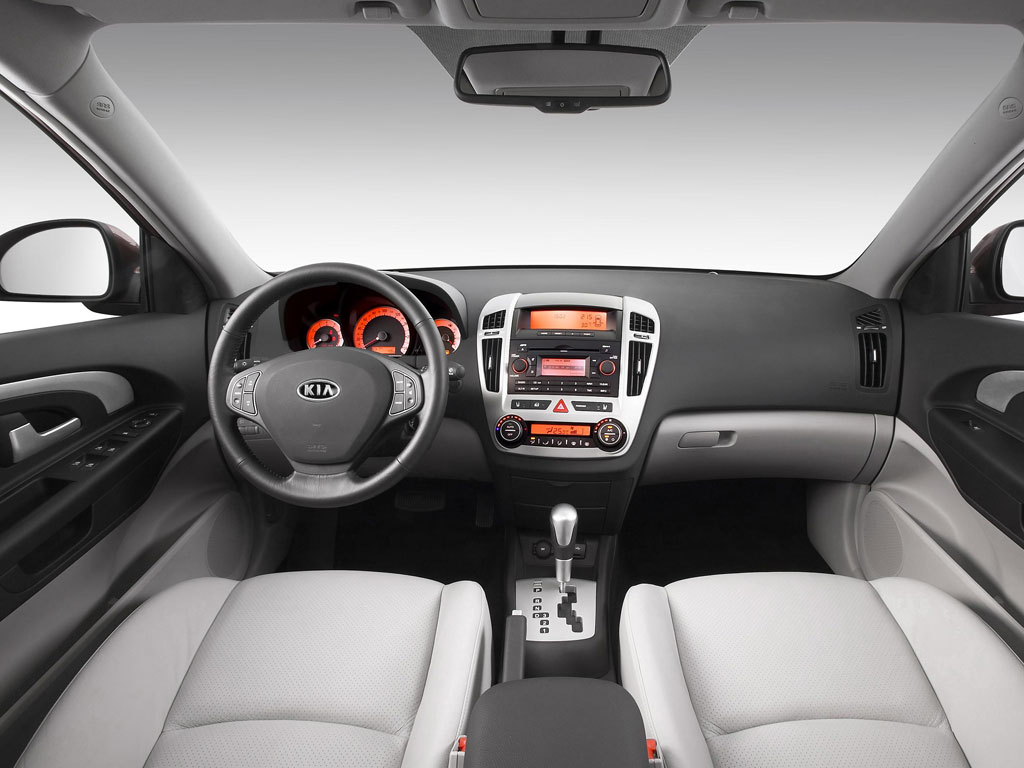 Kia cee’d второй генерации: в погоне за успехом
