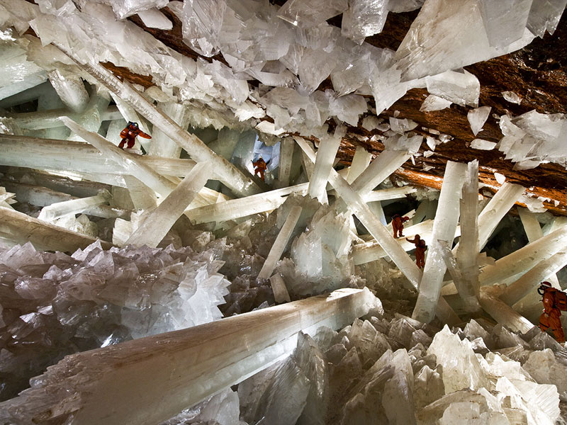 Кристальная пещера гигантов